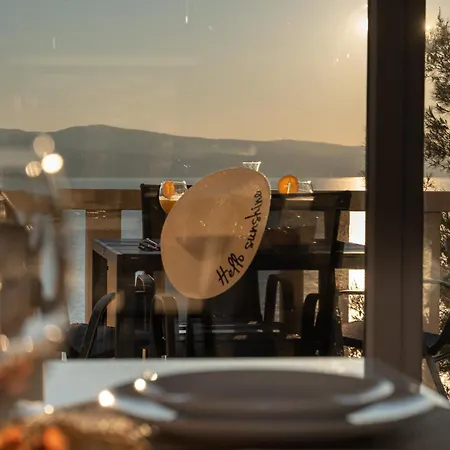 Sunny Hill With Rooftop Pool * Celina