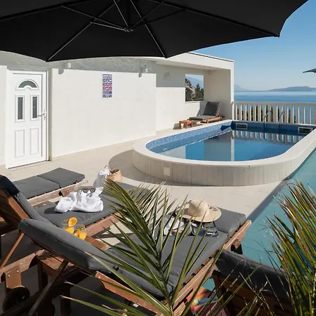 Apartamento Sunny Hill With Rooftop Pool *